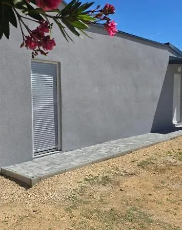 Royal Apartment Povljana